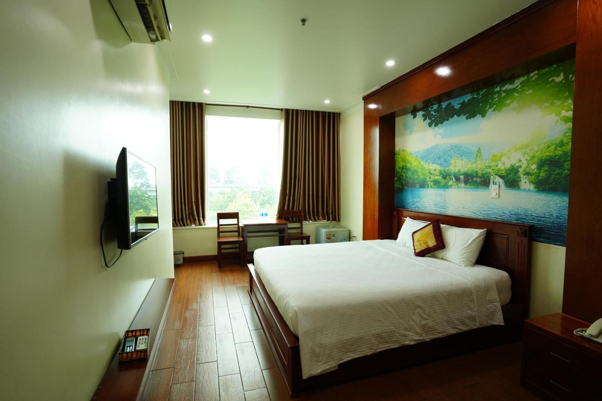Thanh Vinh & Hotel