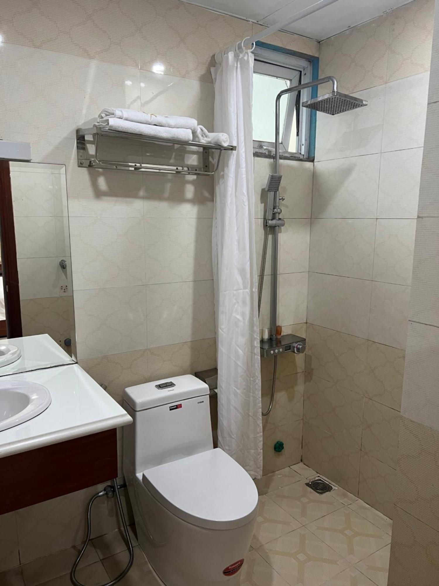 Thanh Vinh & Hotel Bandar Ho Chi Minh