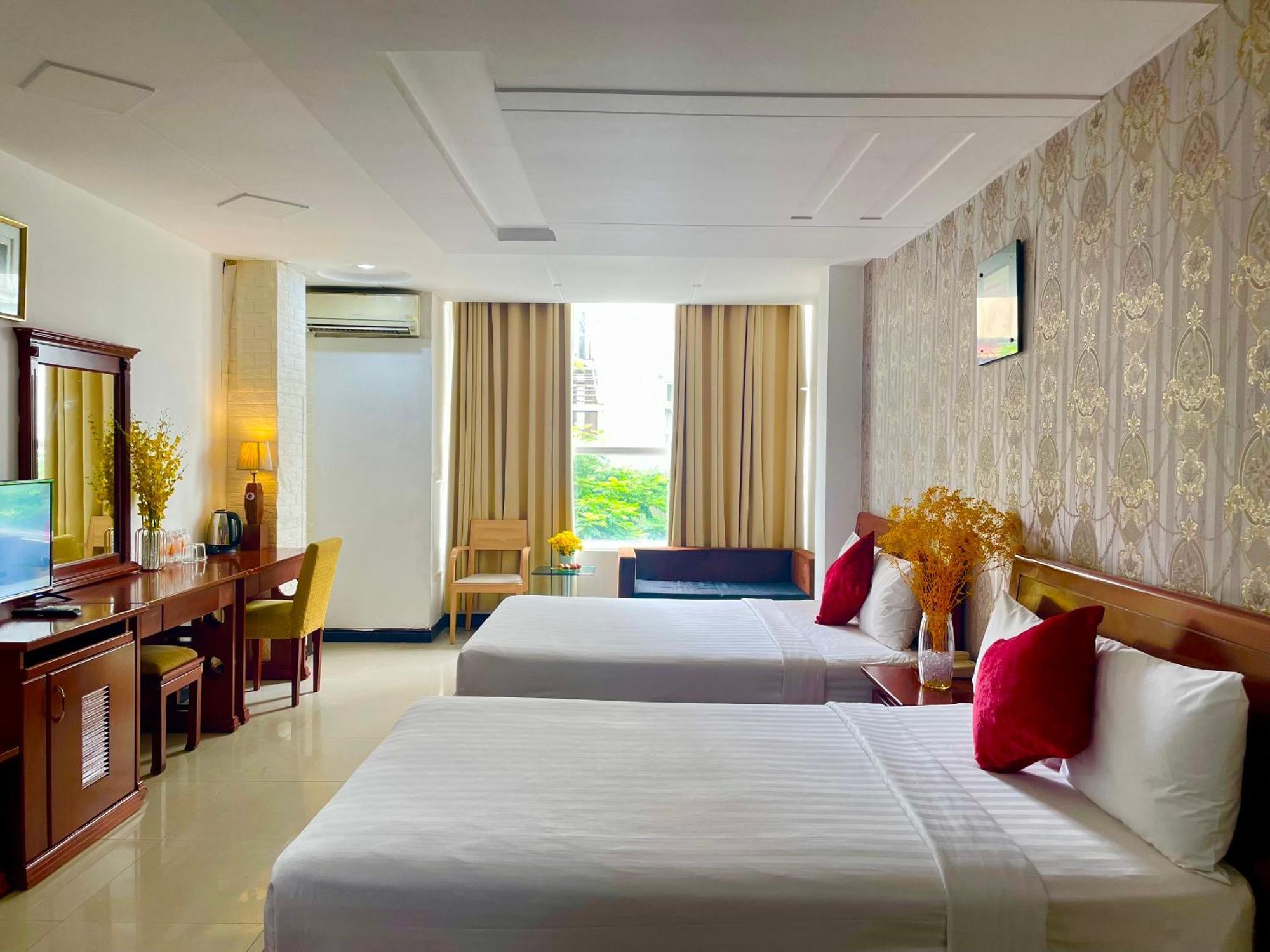 Hotel Gold Hotel, Saigon