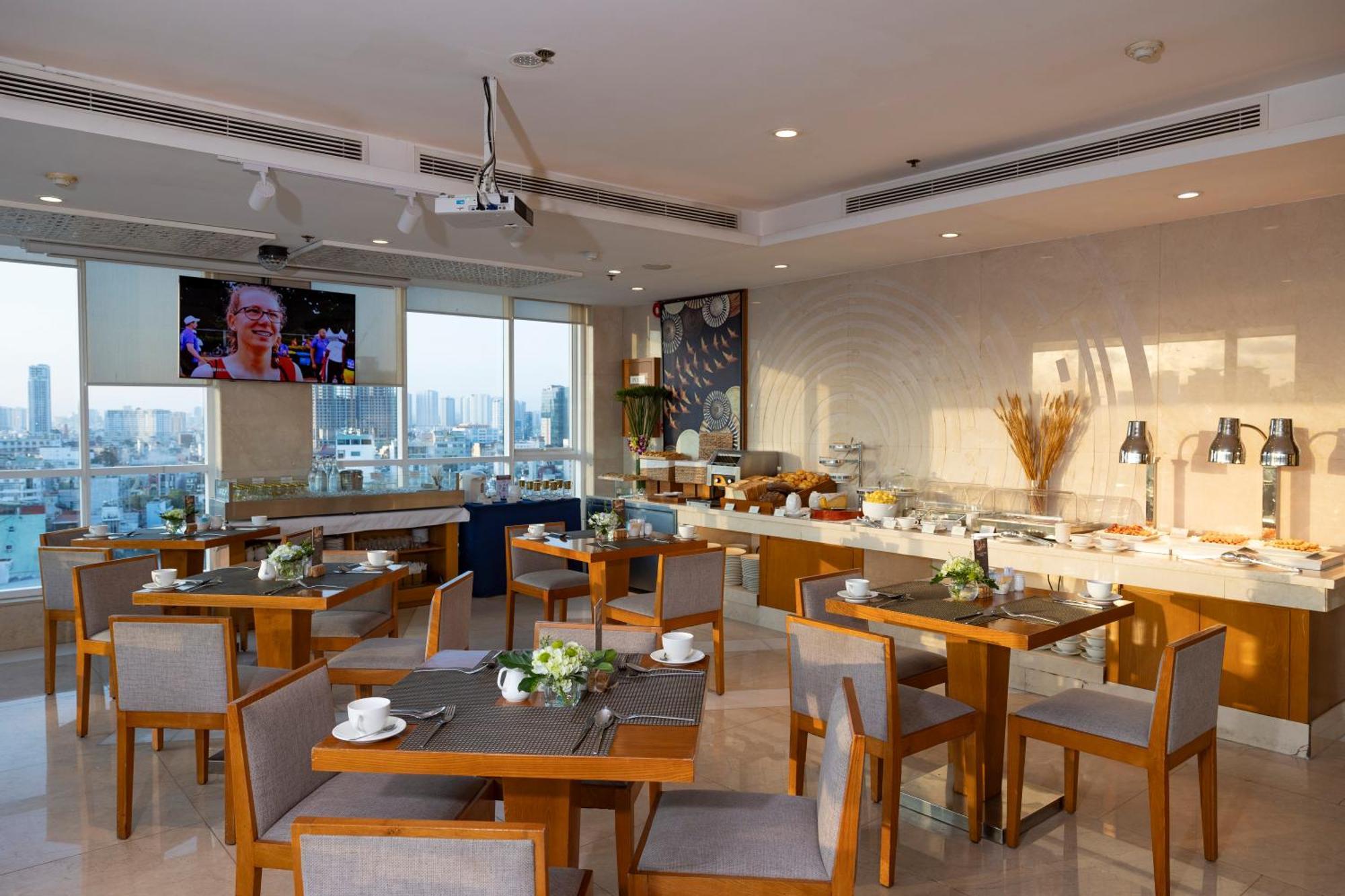 Hotel Harmony Saigon &
