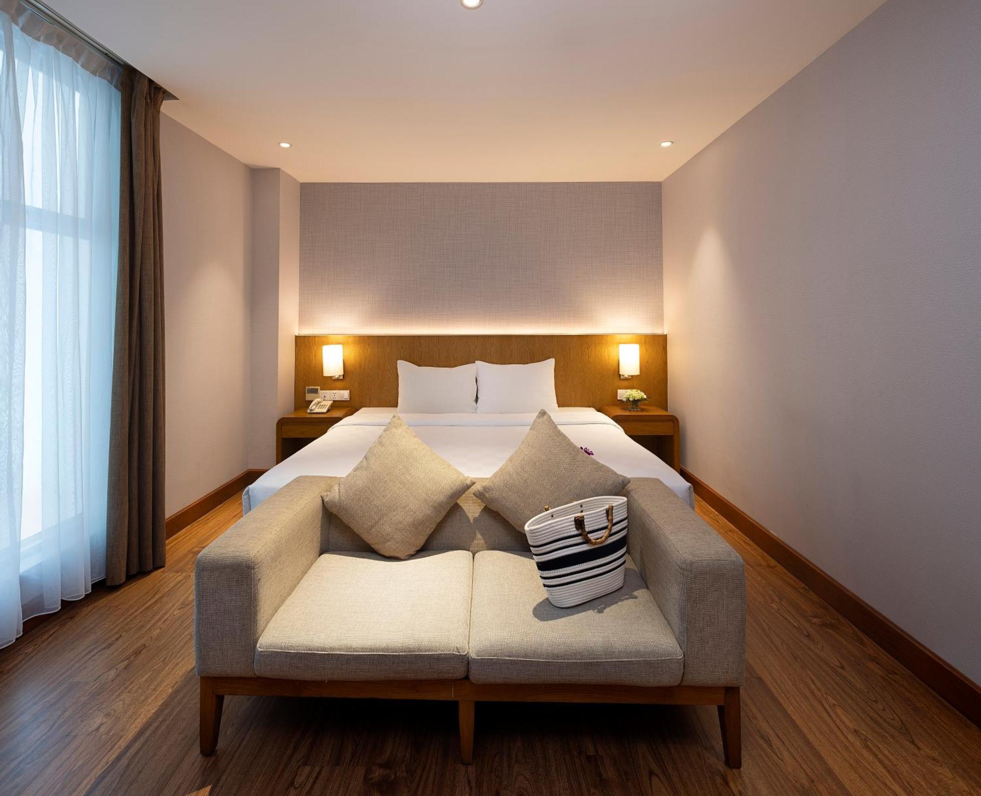 Harmony Saigon & 4* Ho Chi Minh City