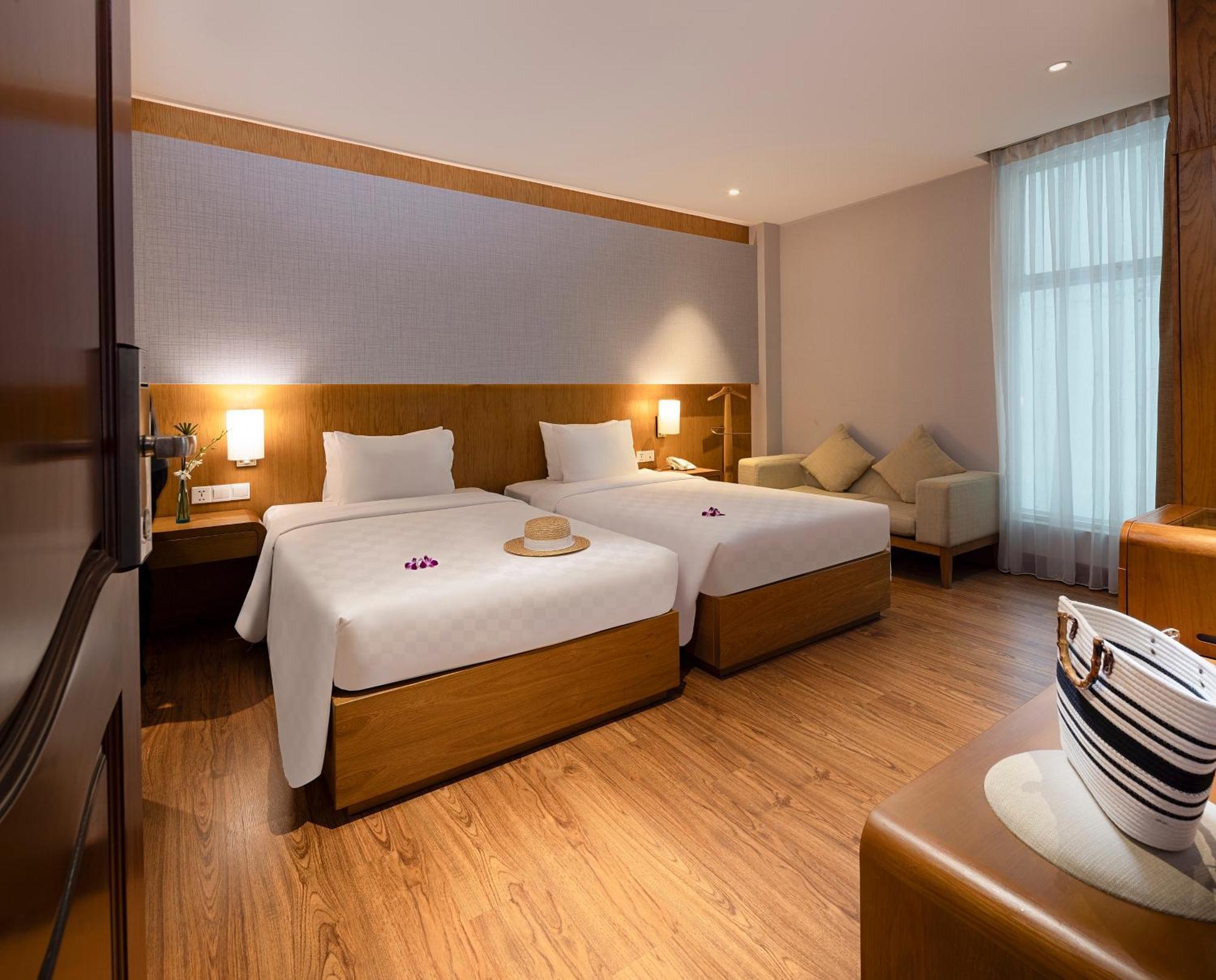 Hotel Harmony Saigon & 4*