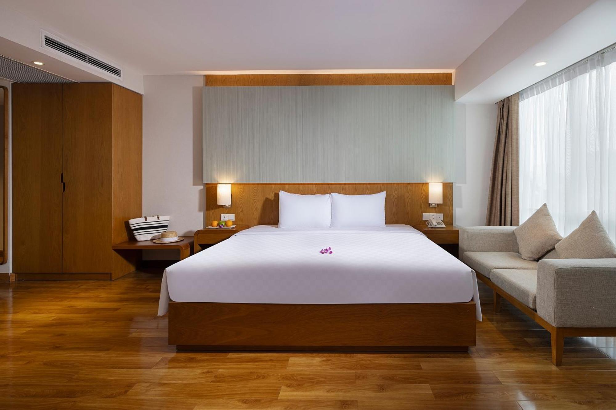 Hotel Harmony Saigon & 4*