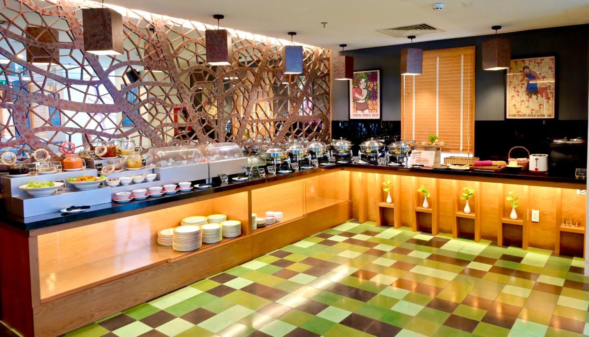 Emm Saigon Hotel 3*