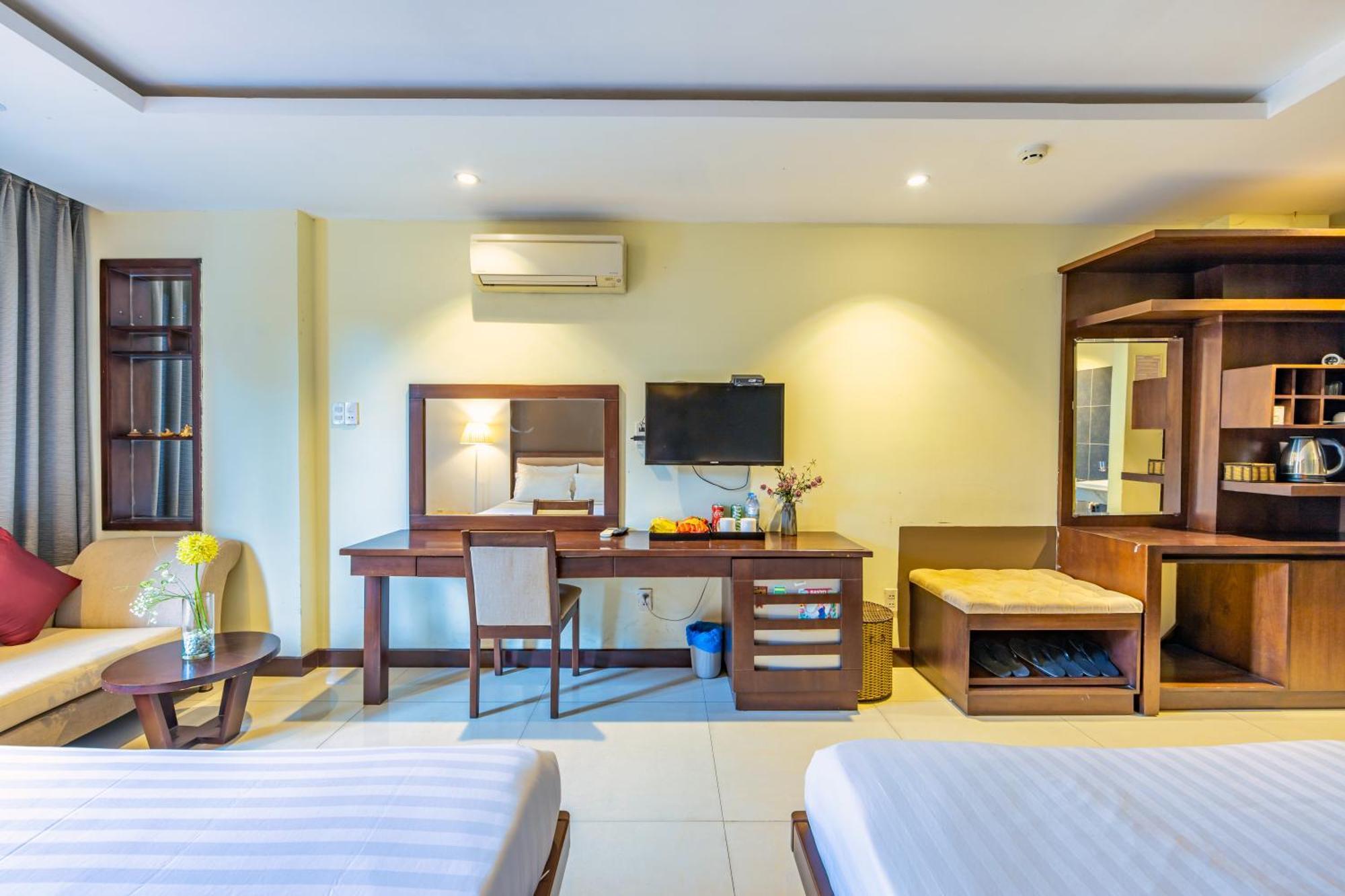 Hotel The Noble Swan Dong Du Ho Chi Minh City