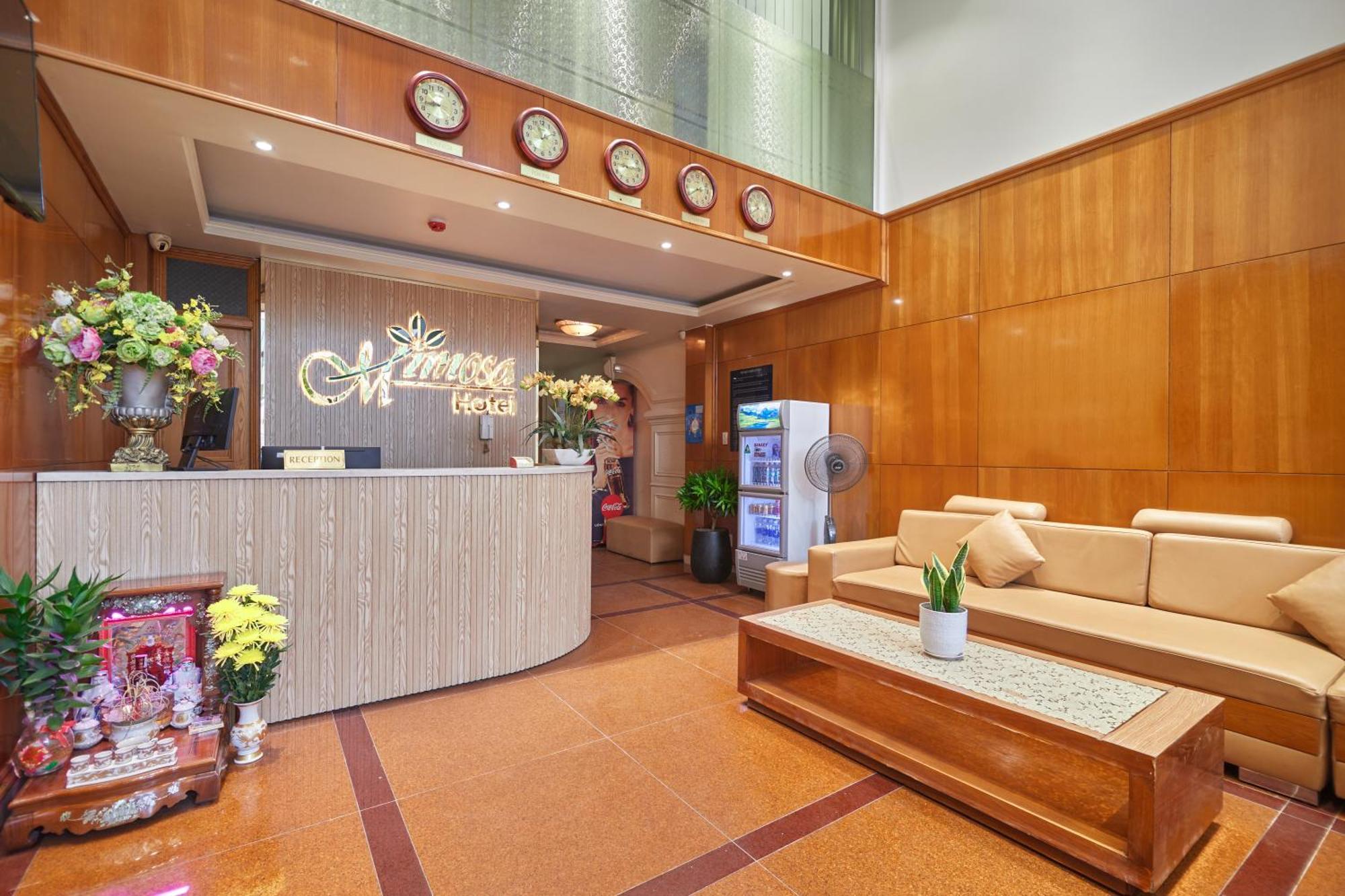 Bin Bin 10 - Mimosa Near Tan Son Nhat Airport Hotel
