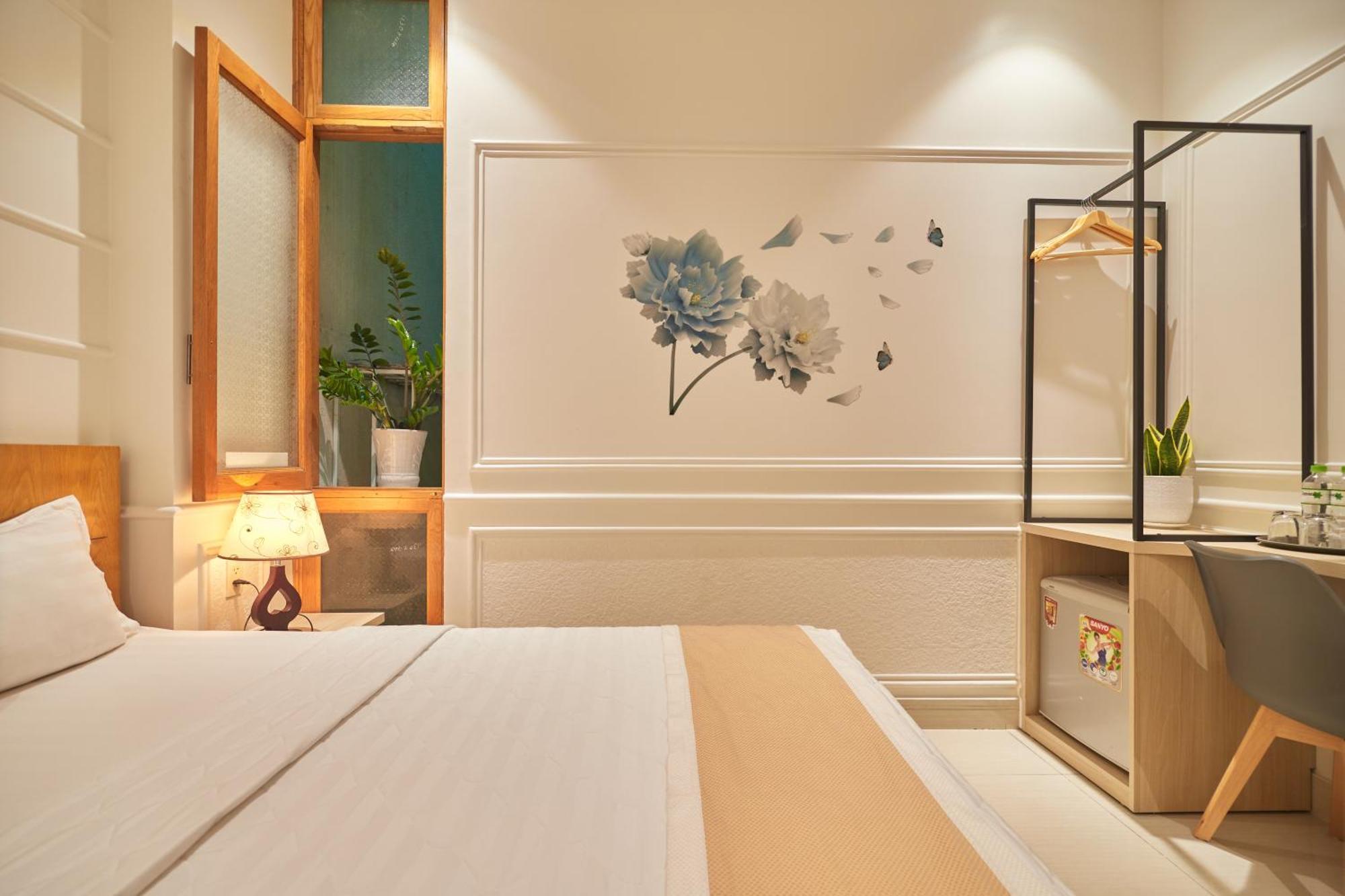 Bin Bin 10 - Mimosa Near Tan Son Nhat Airport 2*