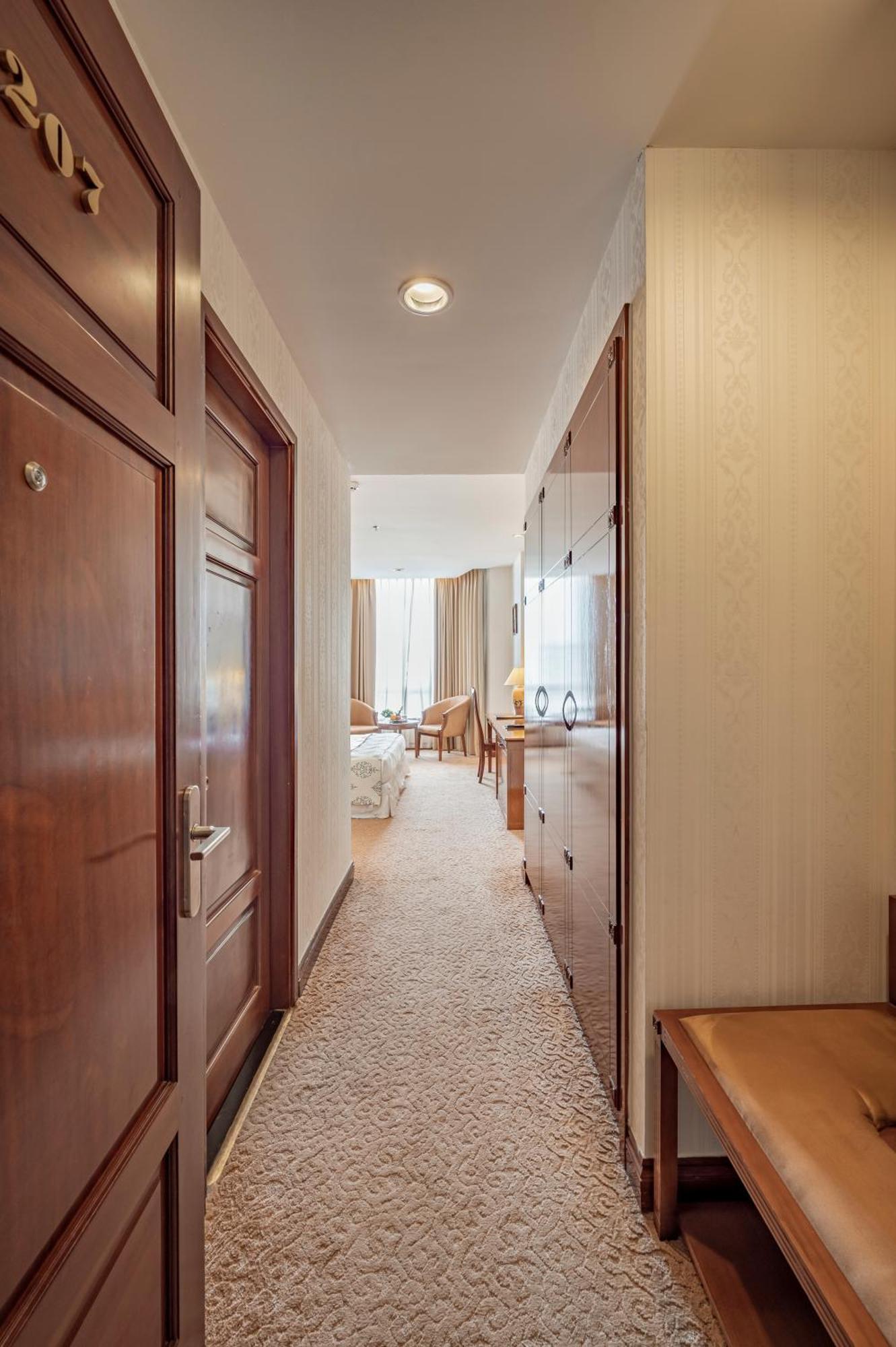 Tan Son Nhat Saigon Hotel Ho Chi Minh City