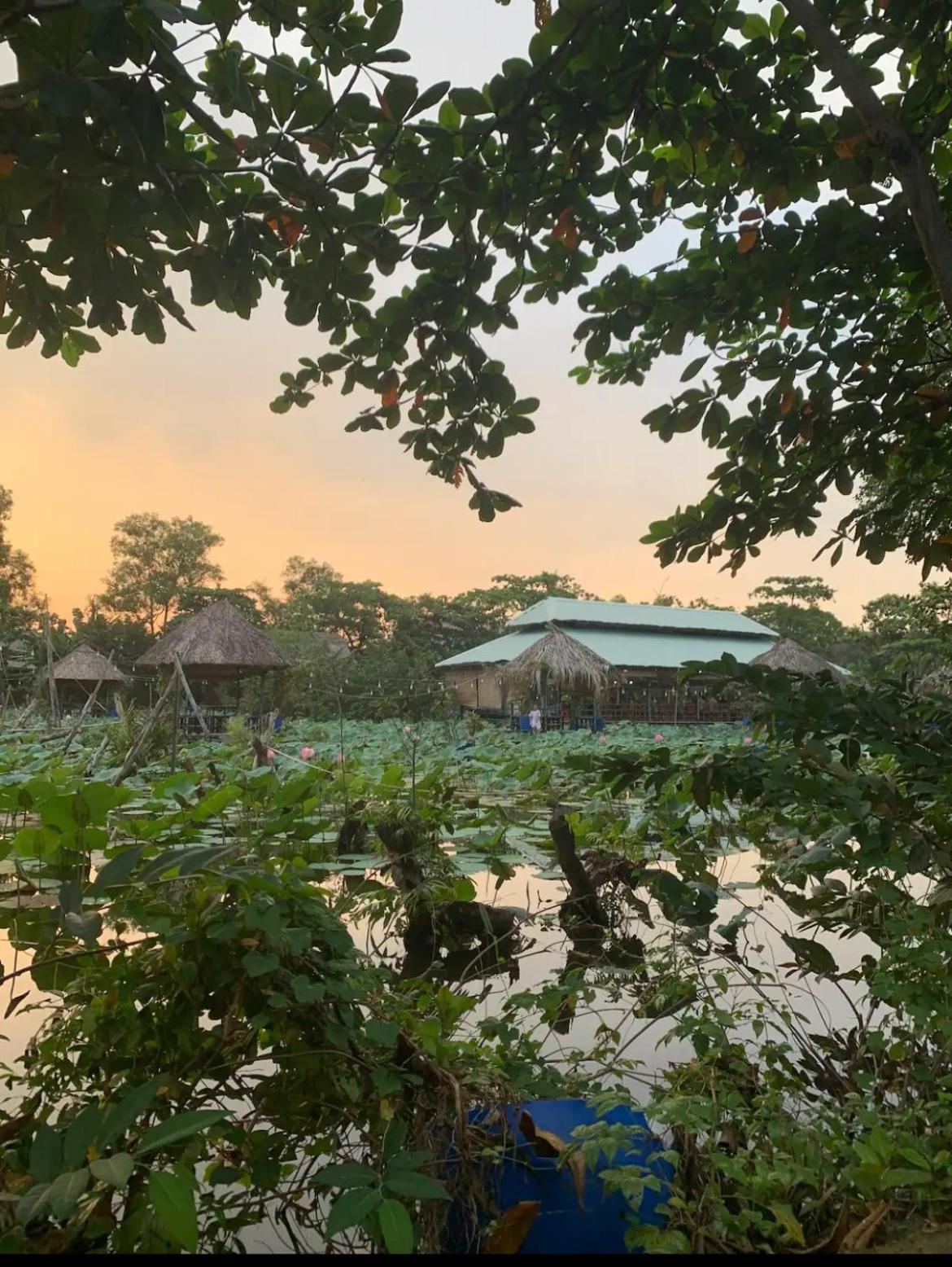 Country house Casa Fior Di Loto - On The Lotus Pond Island *