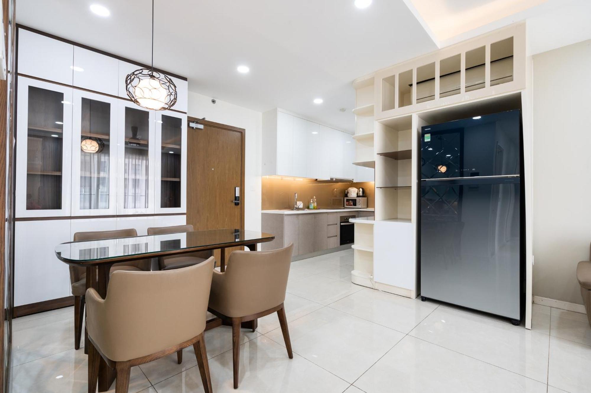 Helios Riverside *