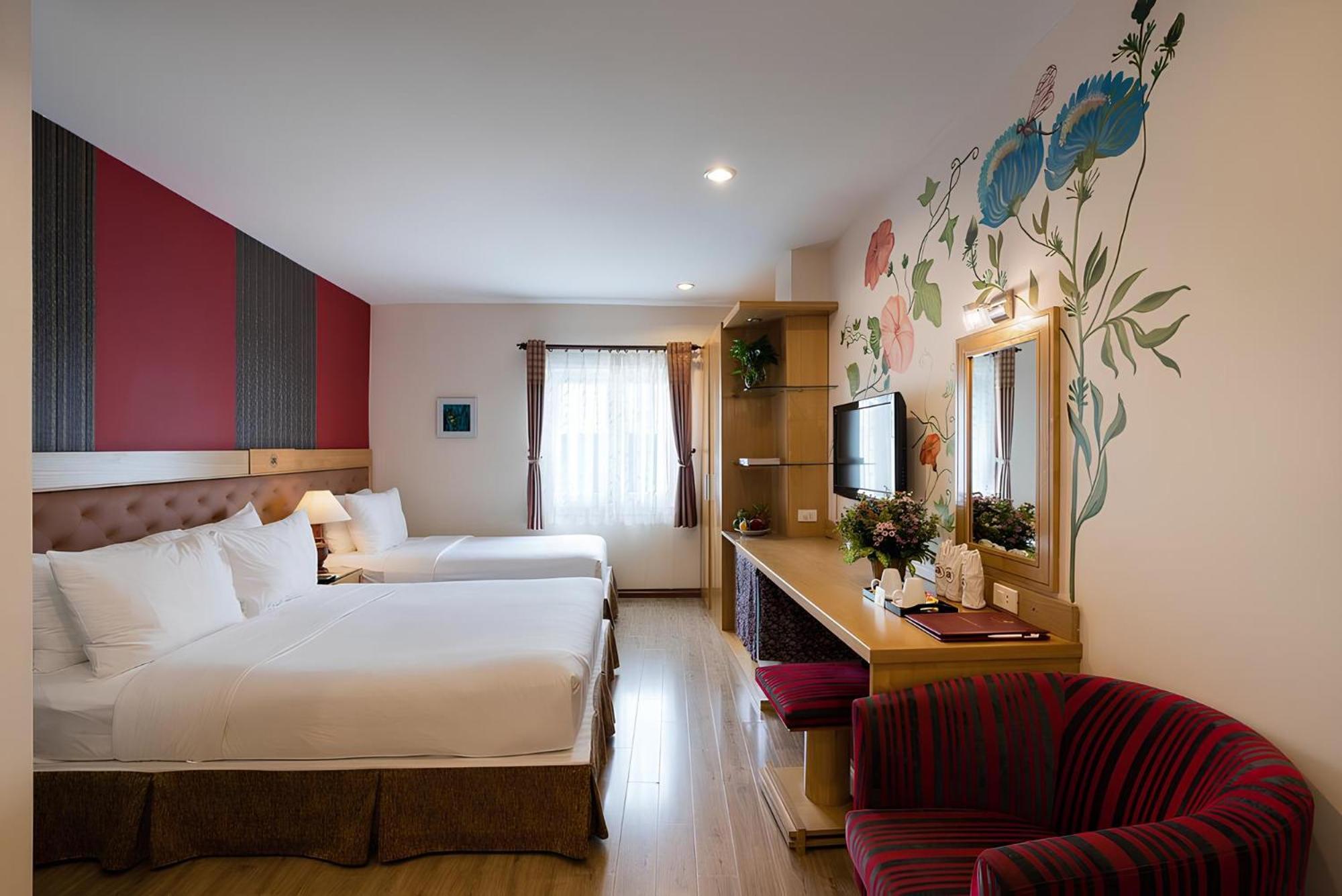 Asian Ruby & - 122f Bui Thi Xuan Street