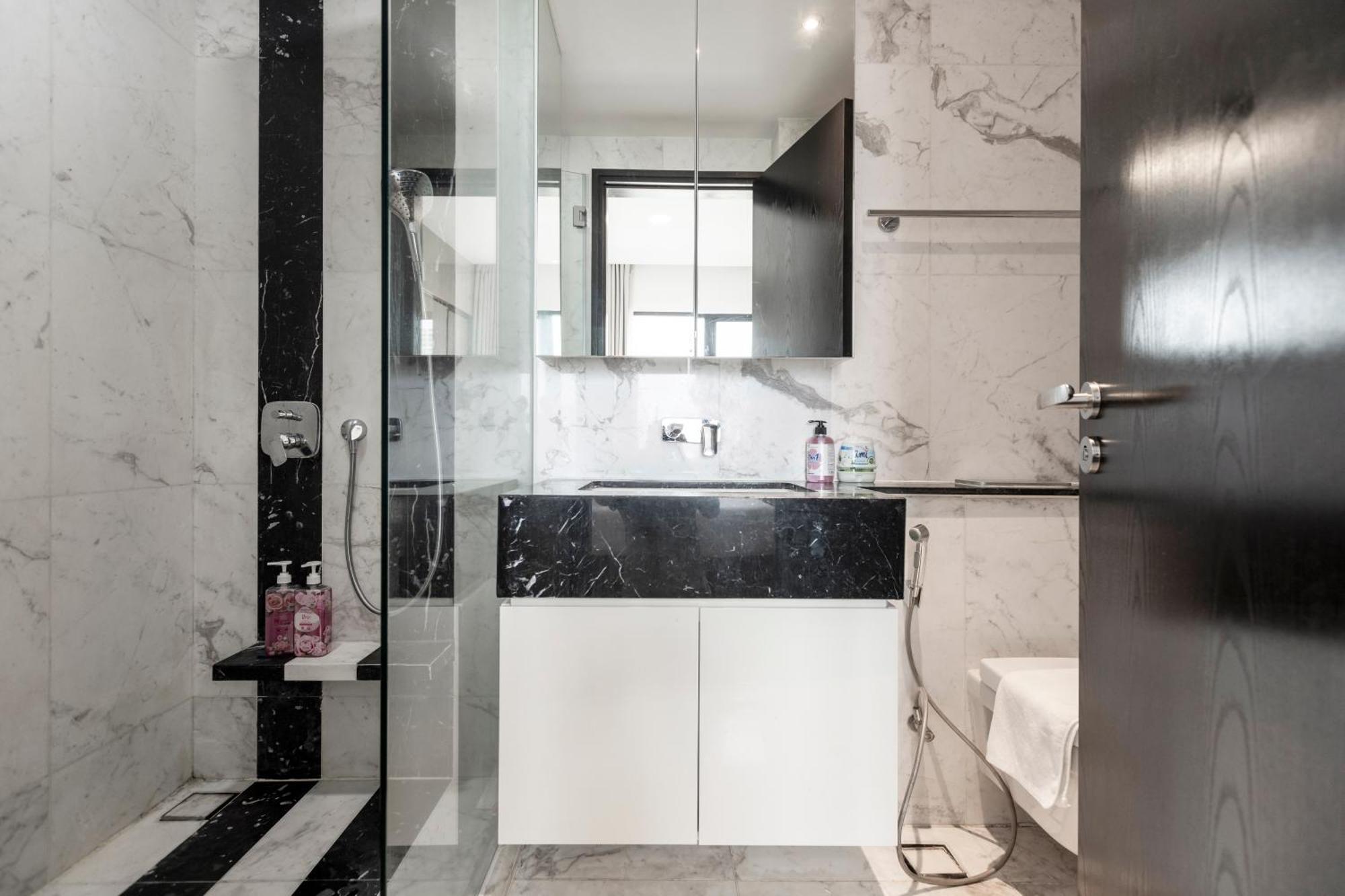 D1 Mension - Zenity Luxury - Saigon Centre Apartment *