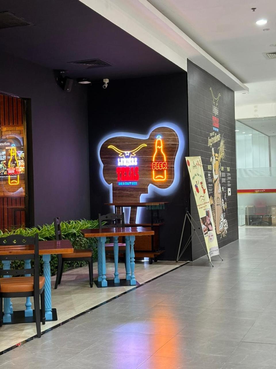 Apartment Ho Dich Vu Republic Plaza,tan Binh, Mien Phi Ho Boi, Phong Gym, Day Du Tien Nghi, Wifi Toc Do Cao *