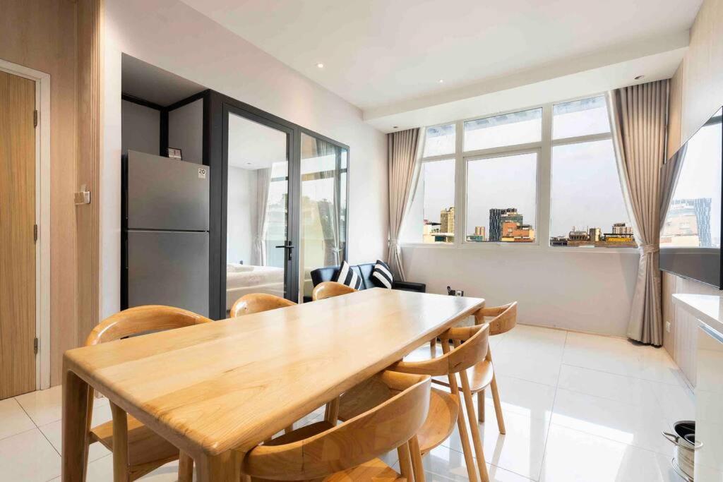 The Rixx Luxury At Ben Thanh With Pool And Gym Apartment