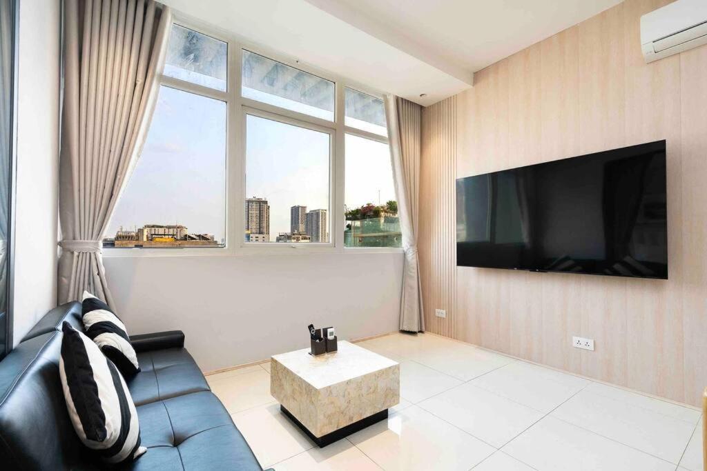 The Rixx Luxury At Ben Thanh With Pool And Gym *