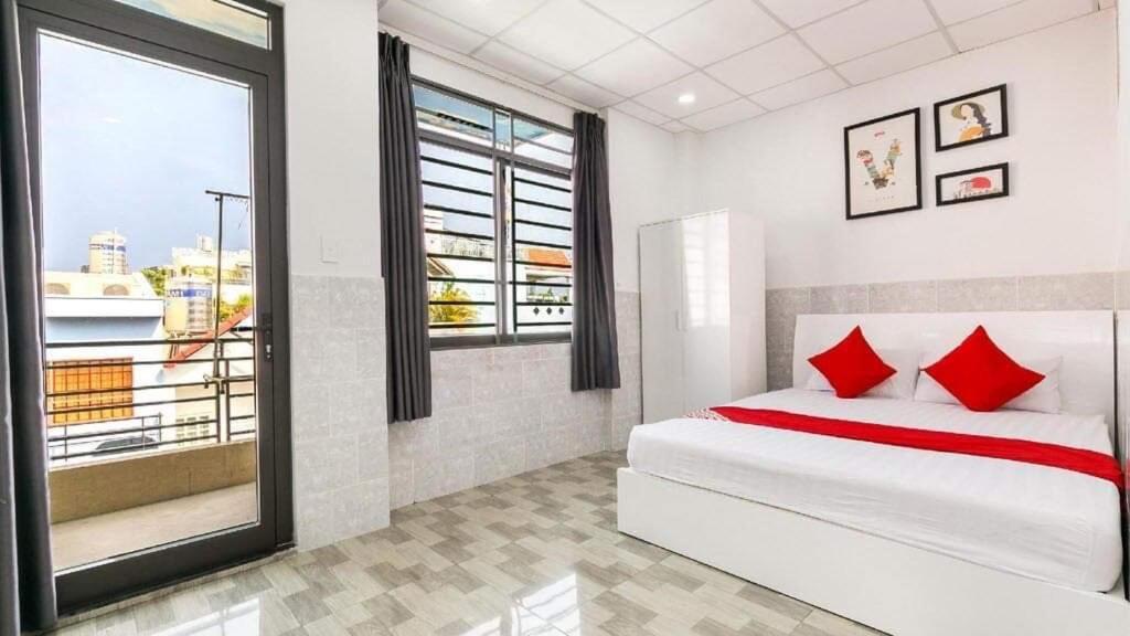 Hotel Vinh Phu Gia