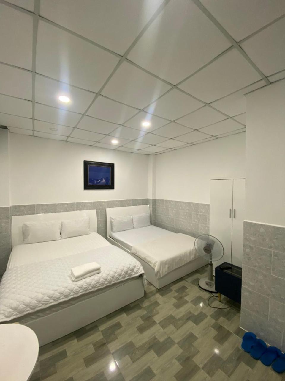 Hotel Vinh Phu Gia