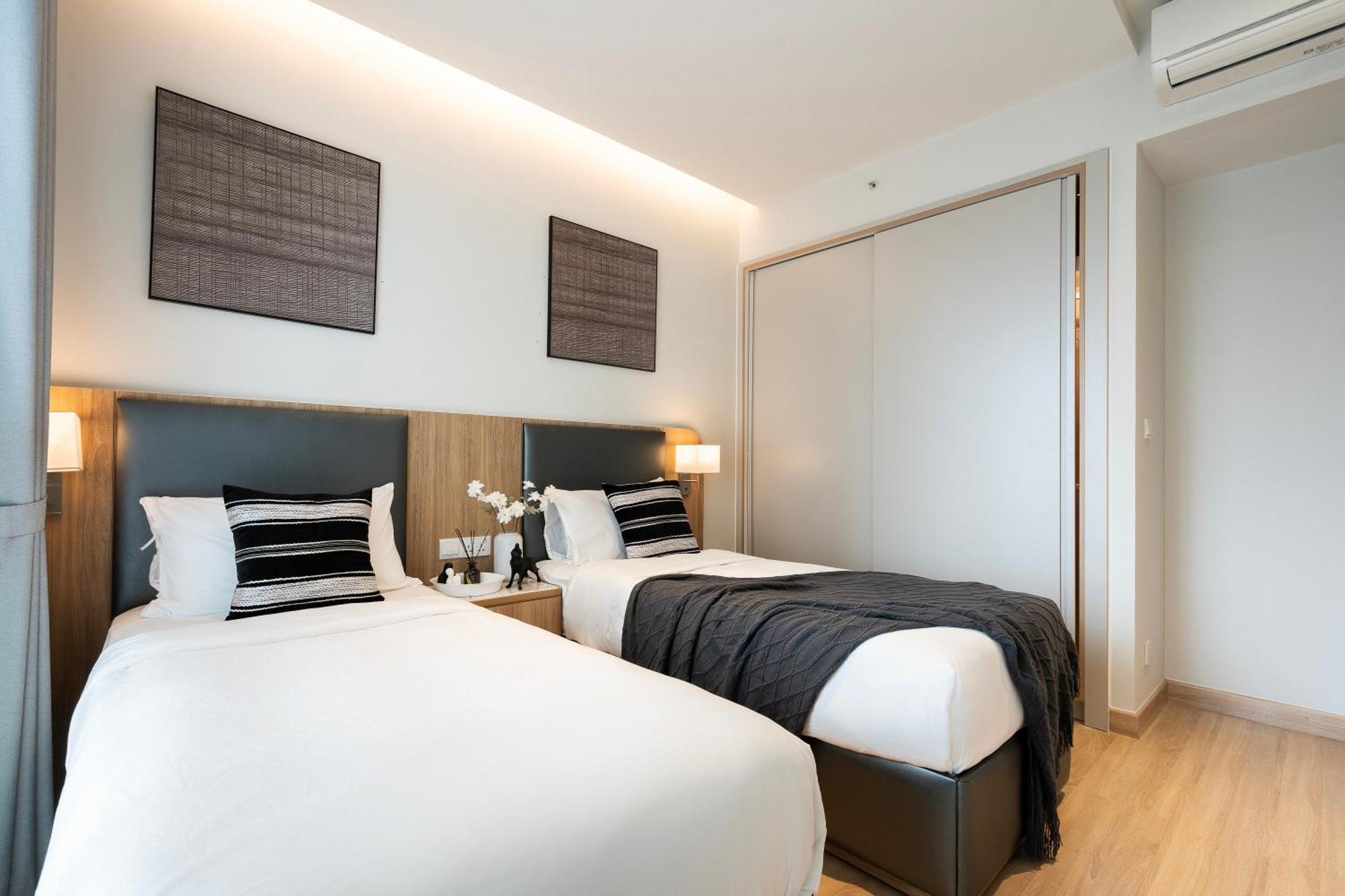 Zenity Aparmetn D1 3bedroom 5star- Good Price Yolo *