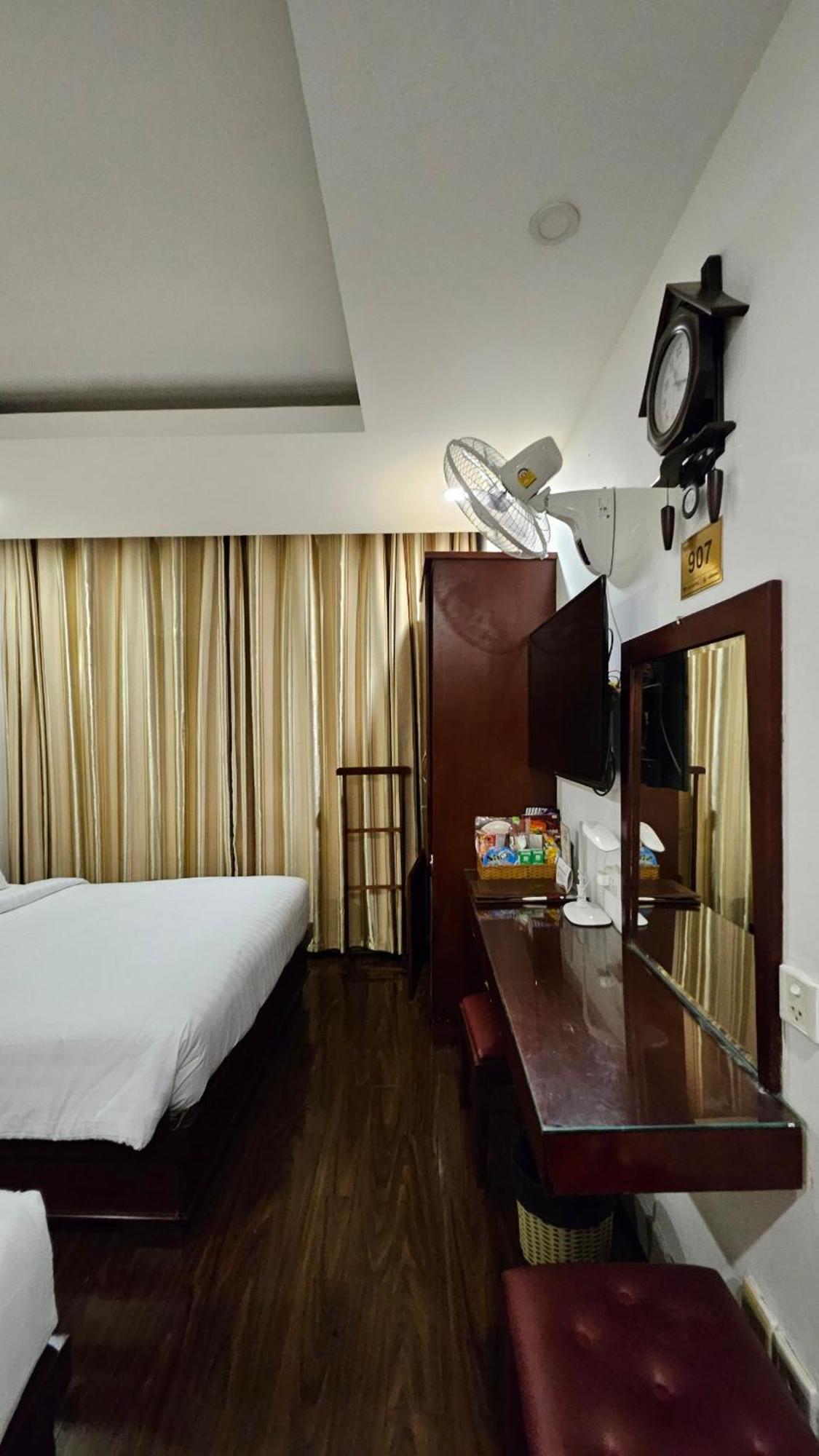 Hotel A25 - 20 Bui Thi Xuan 3*