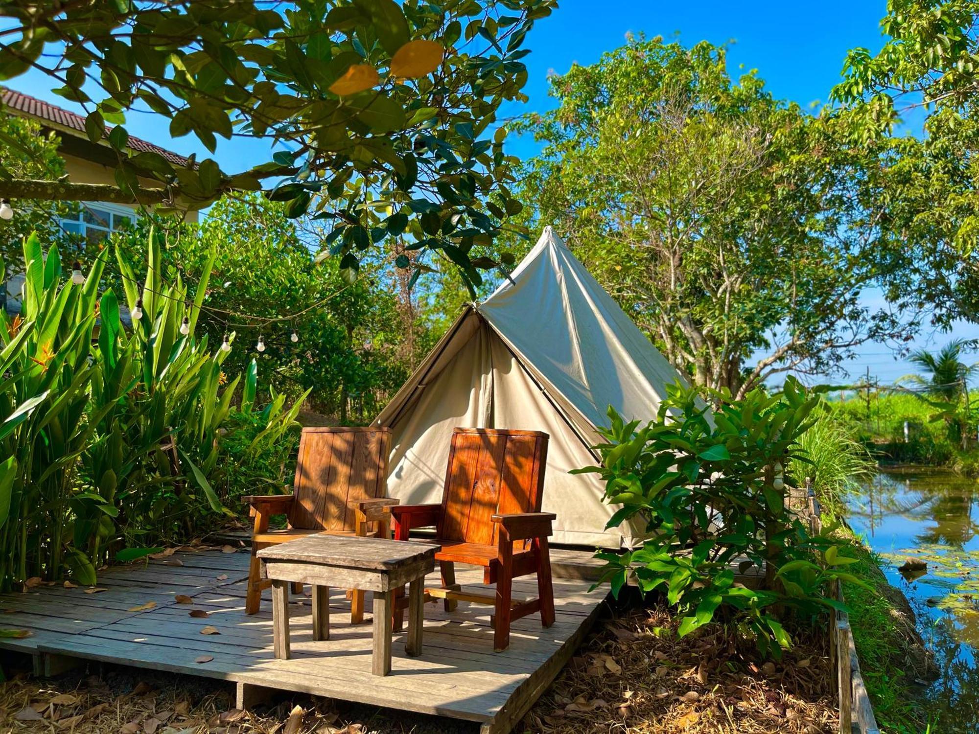 Luxury tent Binifarm Tropical Retreat *
