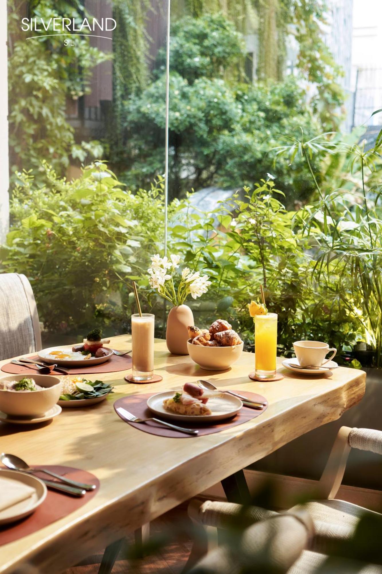 Silverland Sil 4* Ho Chi Minh City