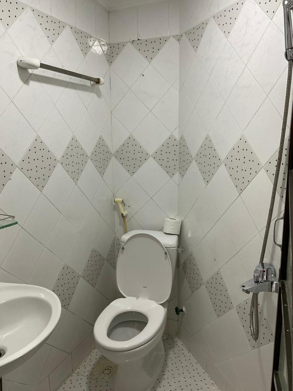 Hotel Khach San Minh Chau - Dien Bien Phu *