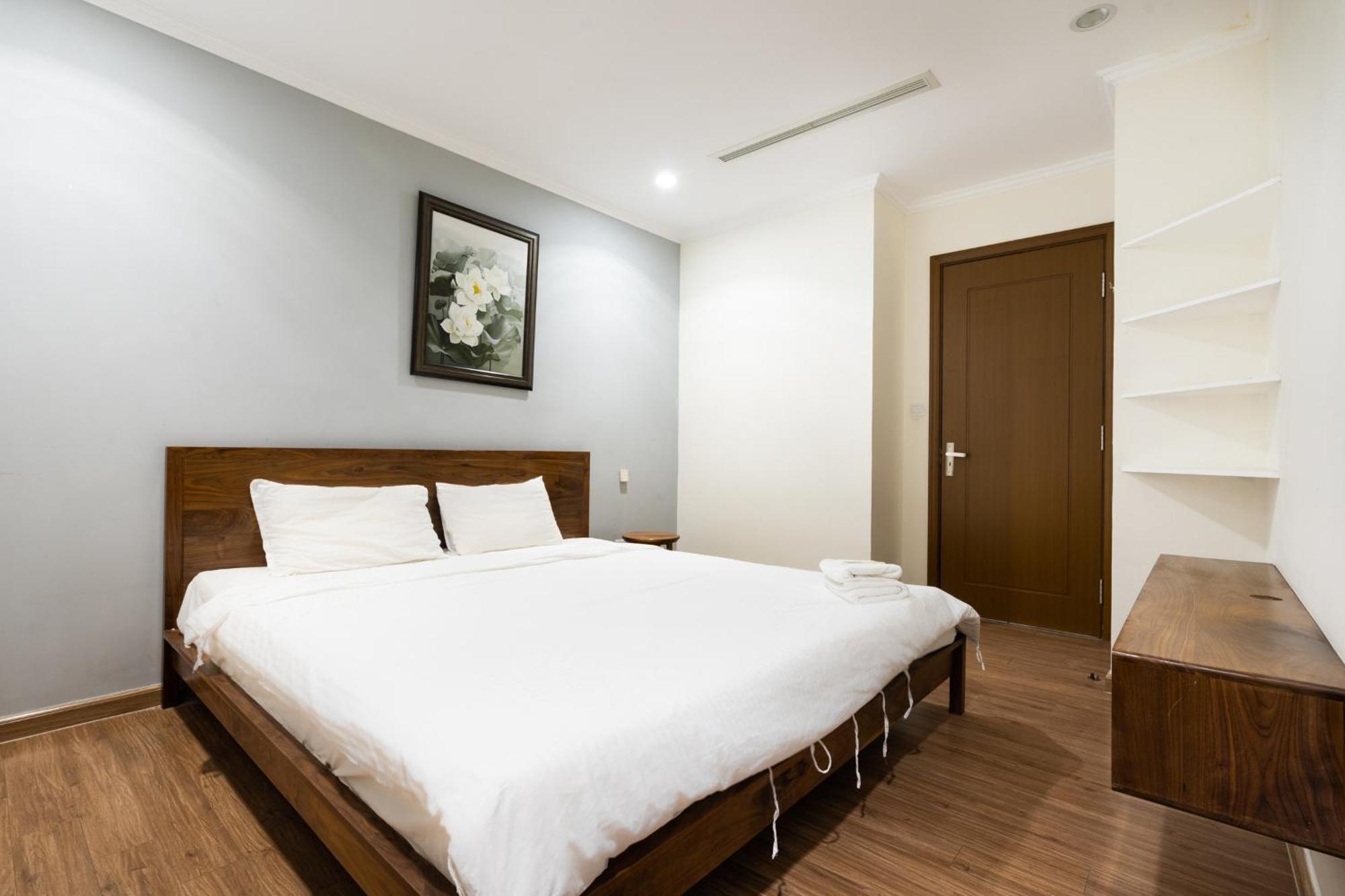 Vinhomes Park - Serviced Ltd Căn hộ