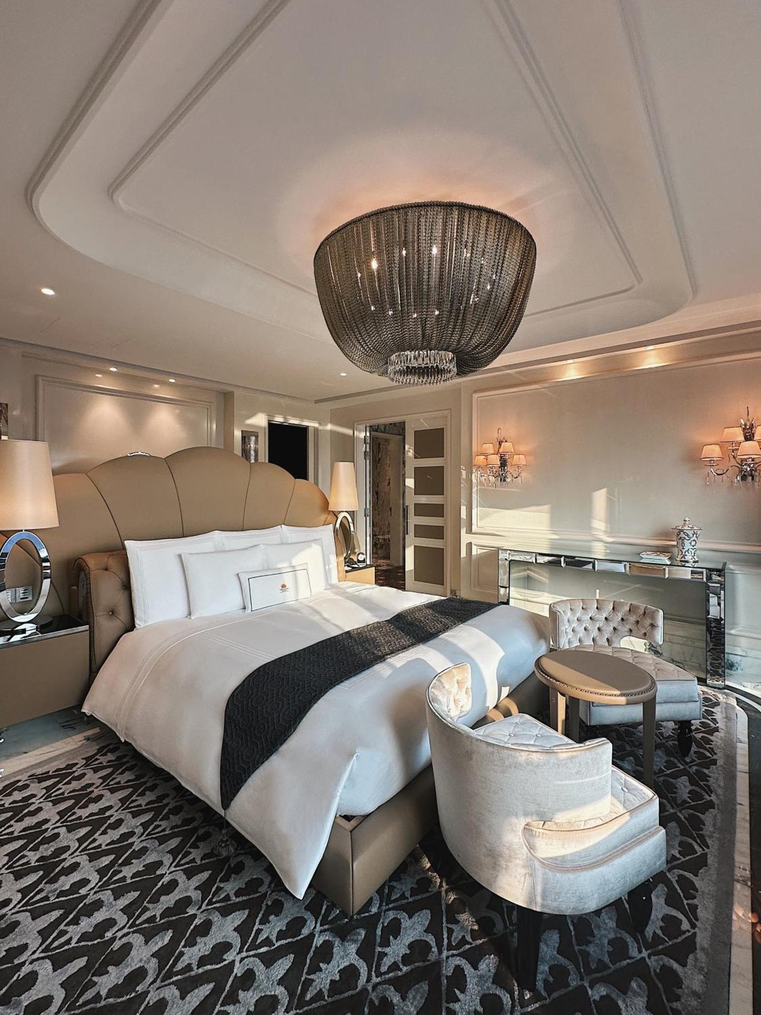 Hotel The Reverie Saigon