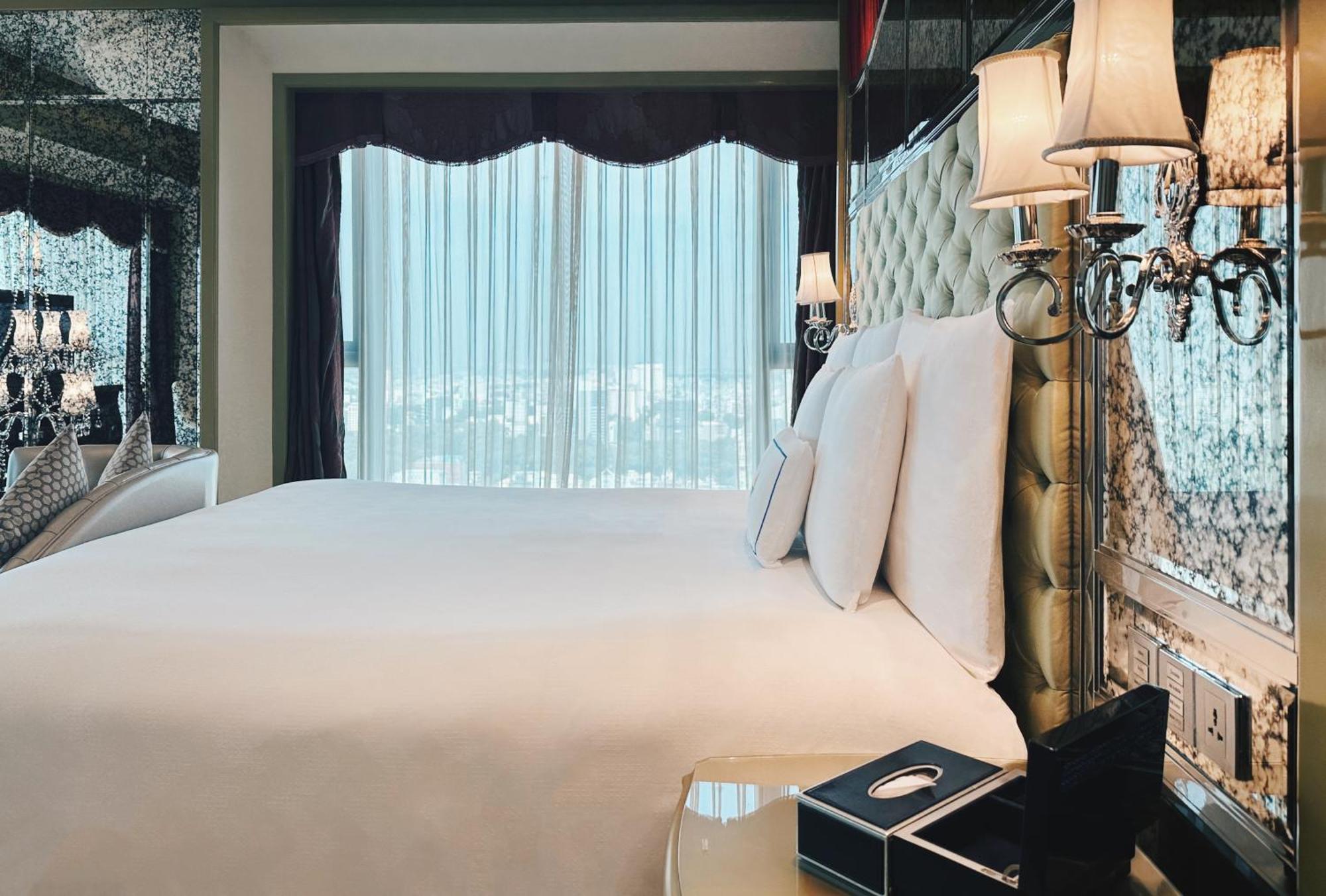 The Reverie Saigon 5*