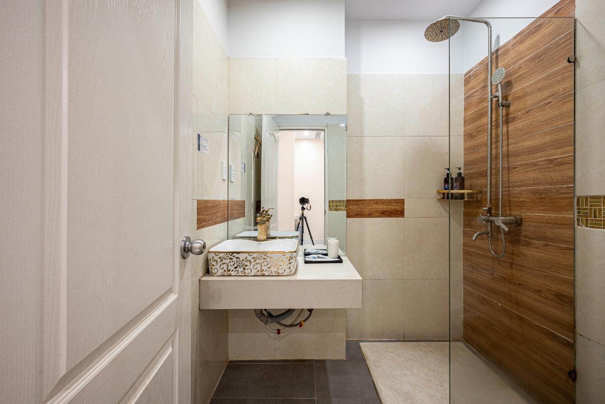 Joy In By Cozrum Hotel Ho Chi Minh City