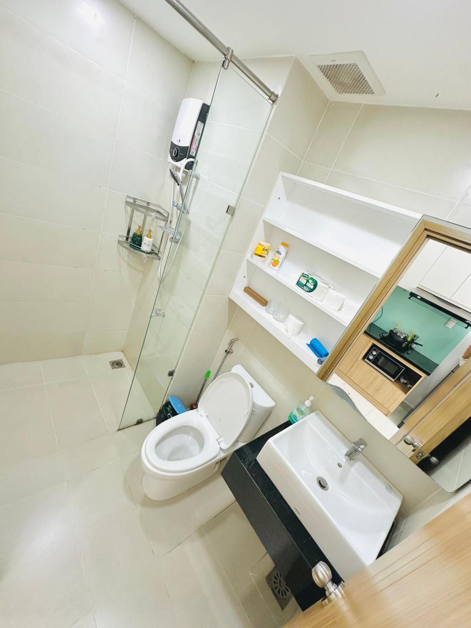Cozy & Quiet 1br Oasis In Saigon * Ho Chi Minh City