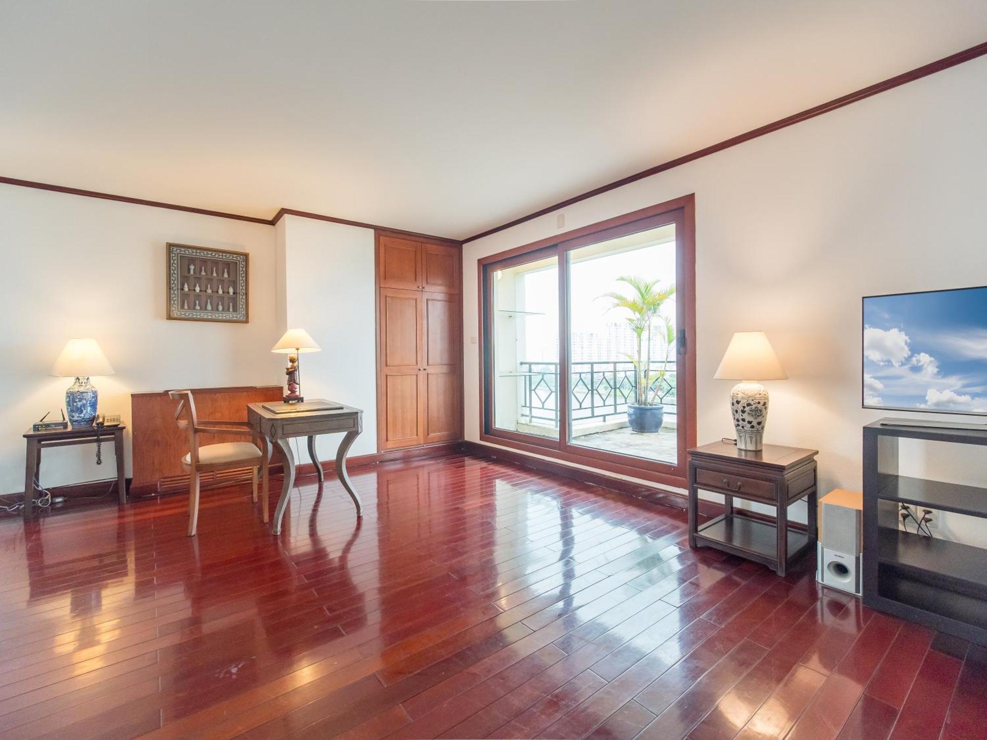 Saigon Domaine Luxury Residences