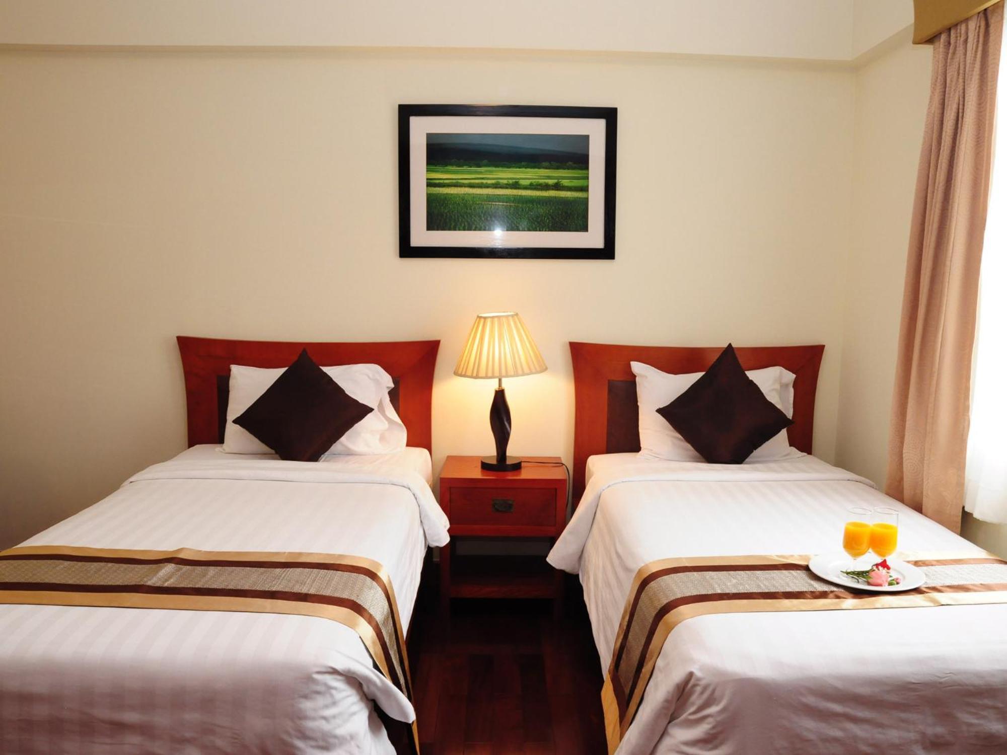 Riverside Serviced Aparthotel 4*