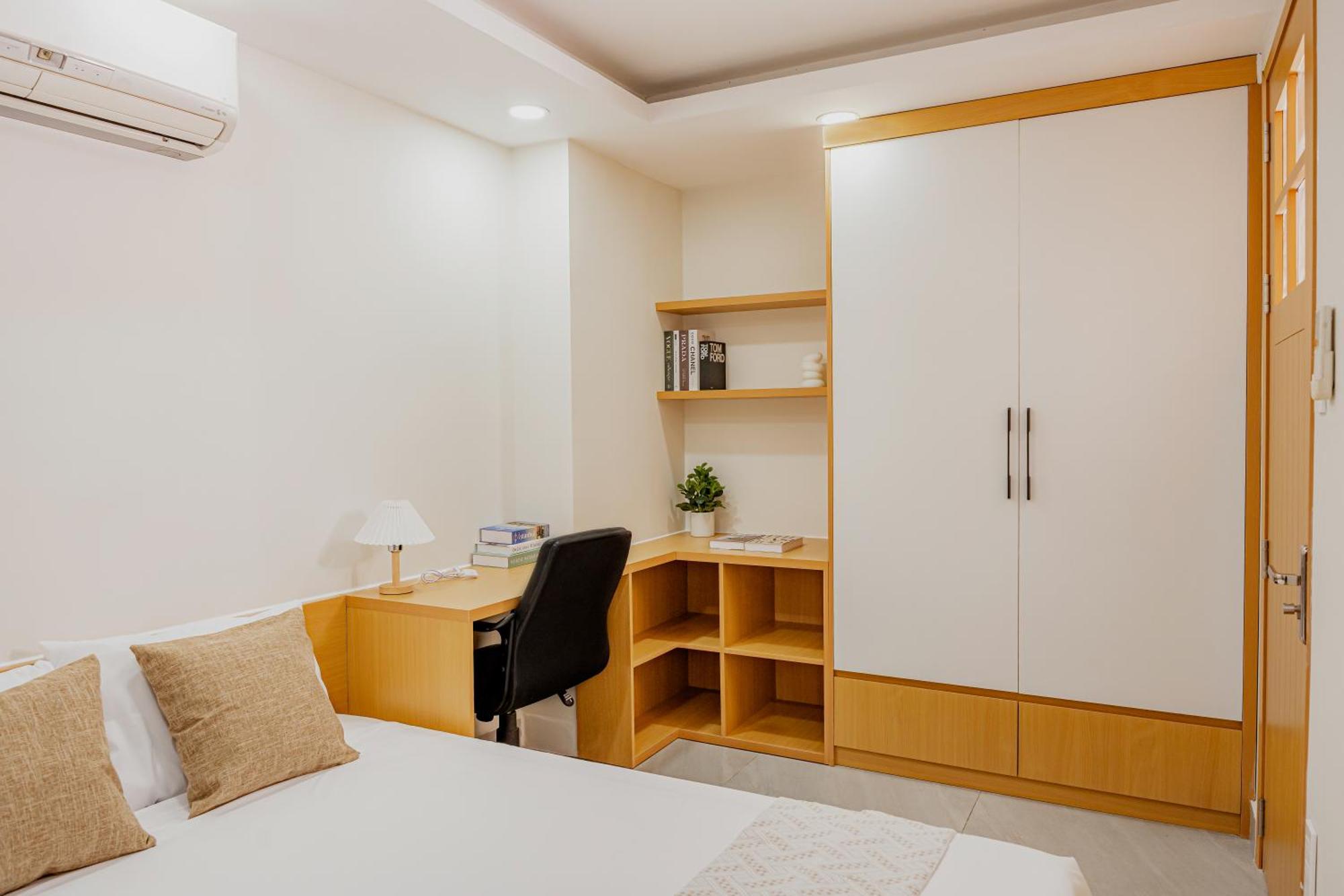Calme Saigon Apartment