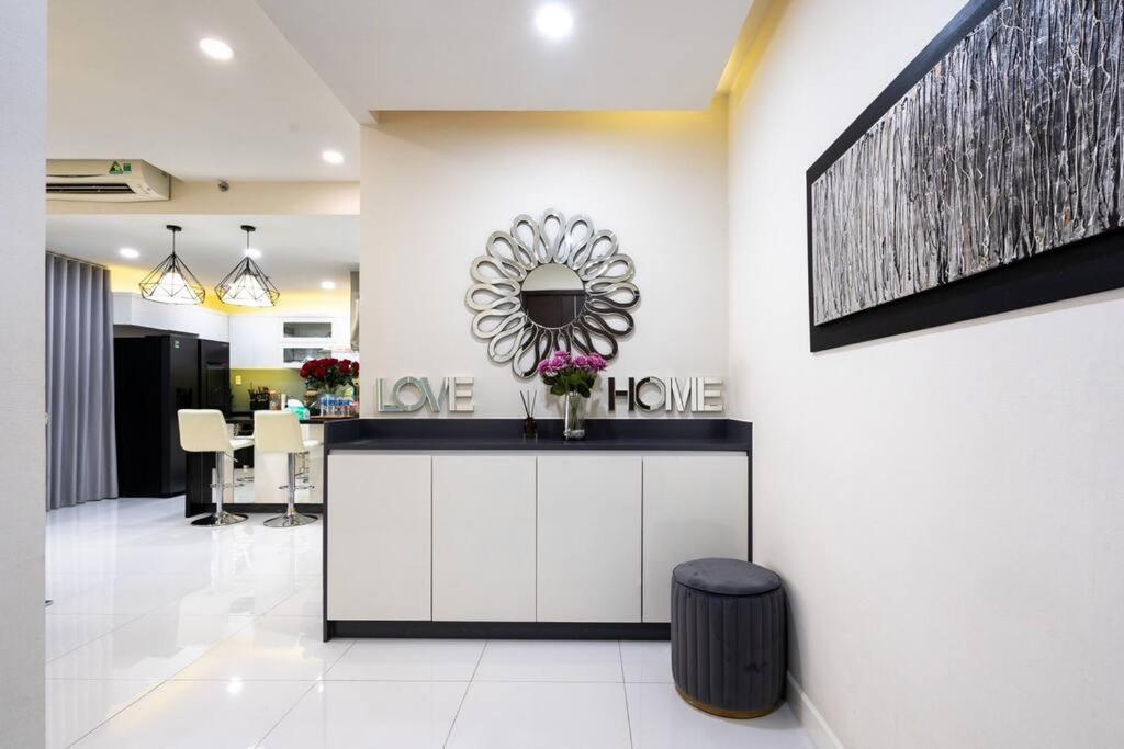 Apartment Sunrise North X1 Tower 33 Floor Ho Chi Minh City
