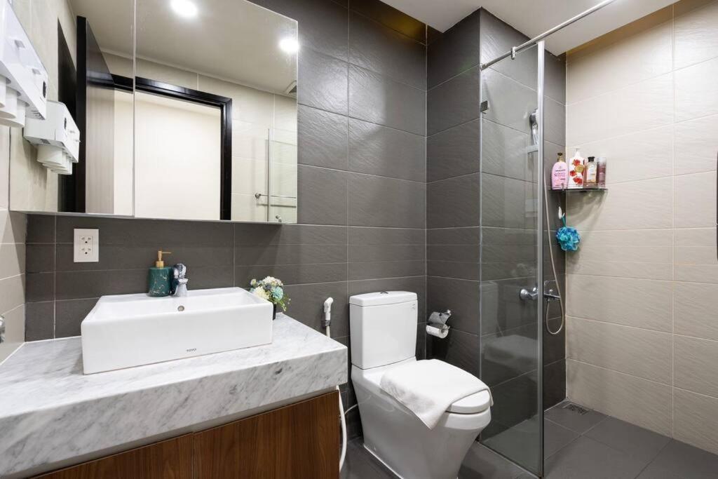 Apartment Sunrise North X1 Tower 33 Floor Ho Chi Minh City