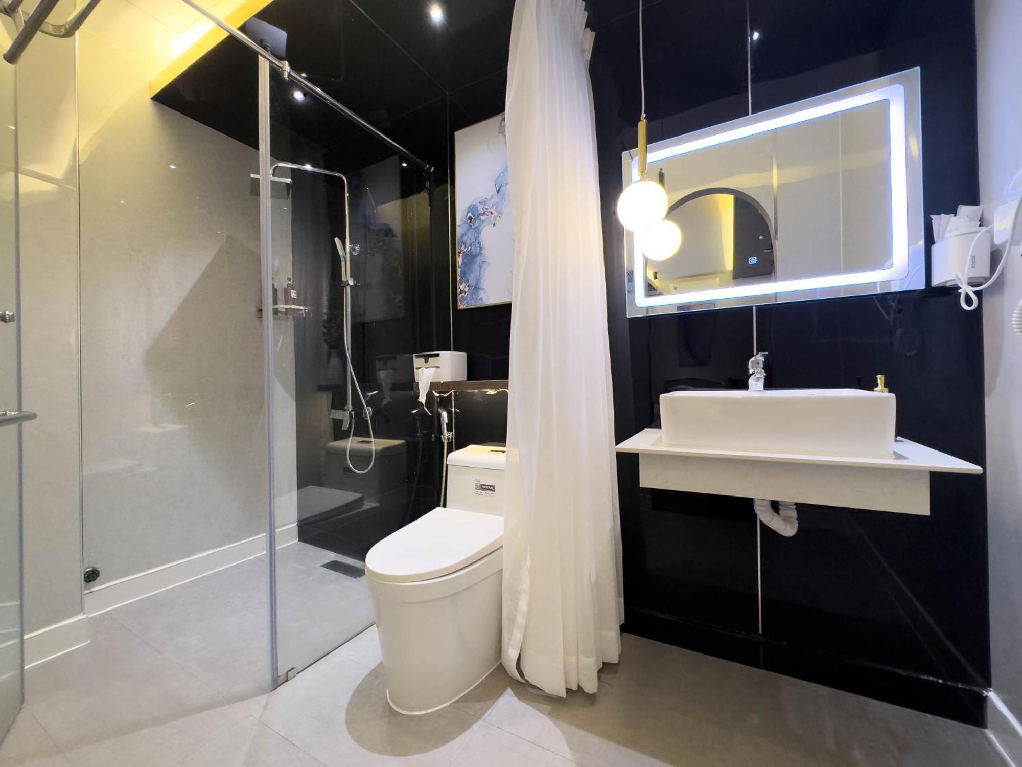 M&h Hotel Ho Chi Minh City