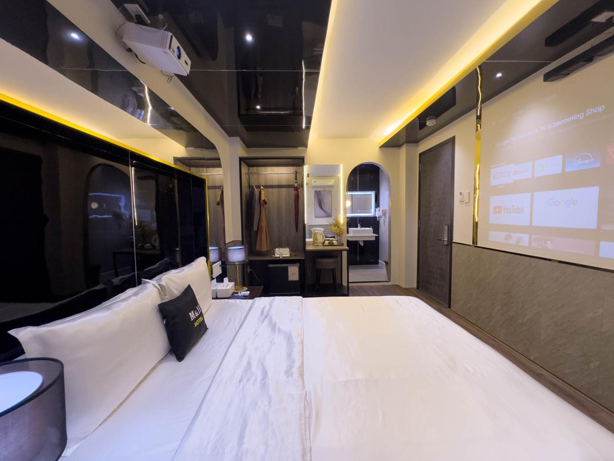 M&h Hotel