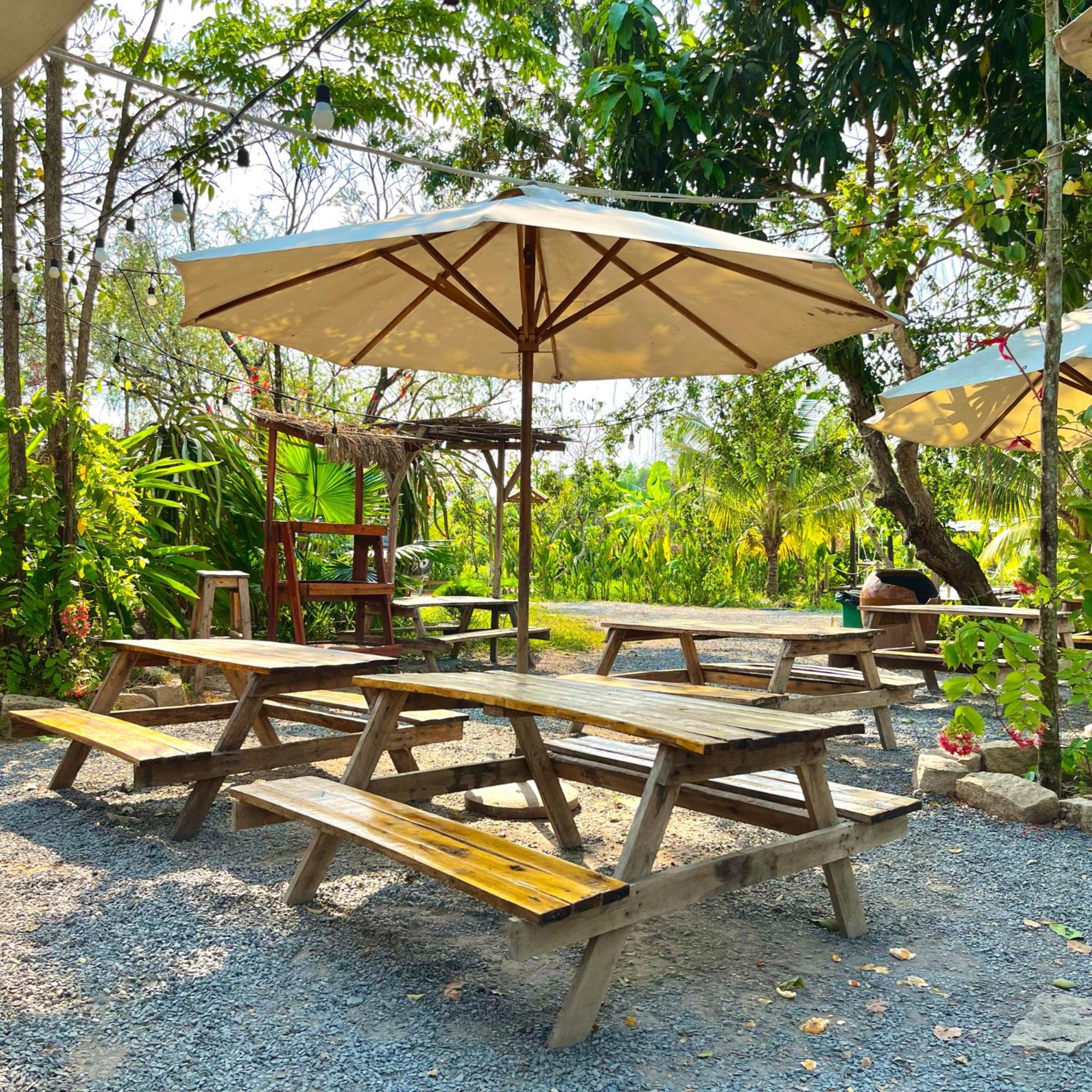 Binifarm Tropical Retreat Luxury tent Ho Chi Minh City