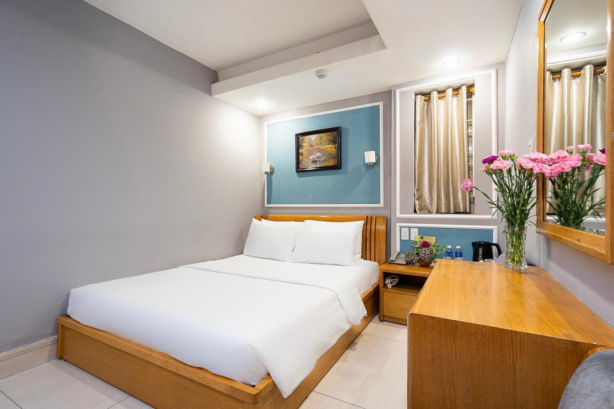 Hotel Lucky Star 146 Nguyen Trai Ho Chi Minh City