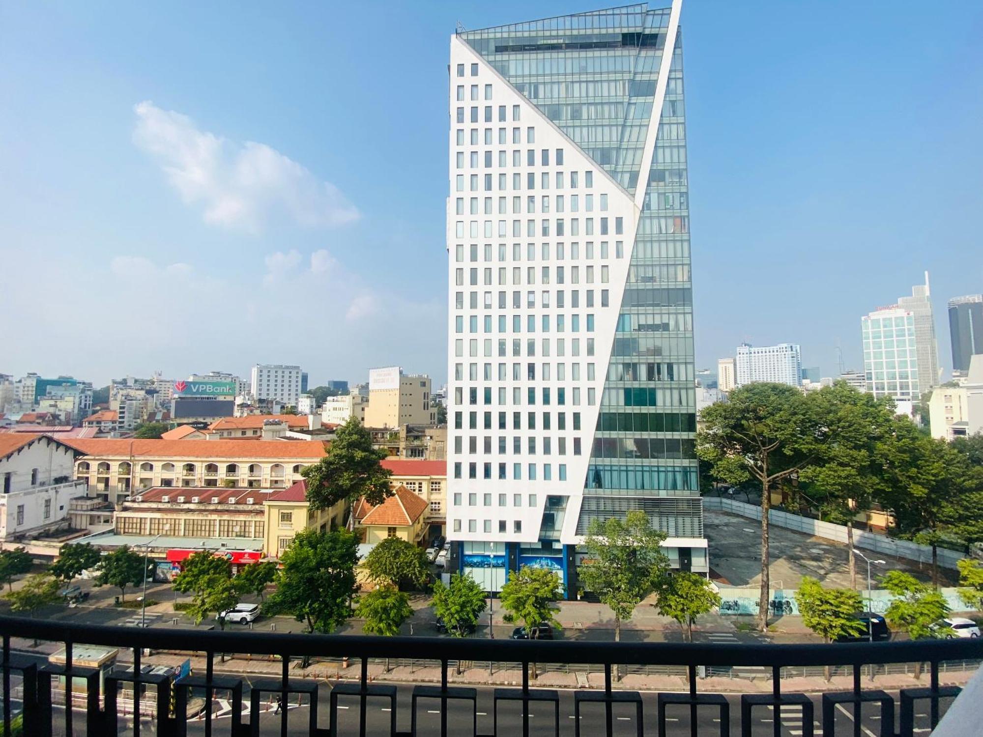 Liberty 2 Hotel