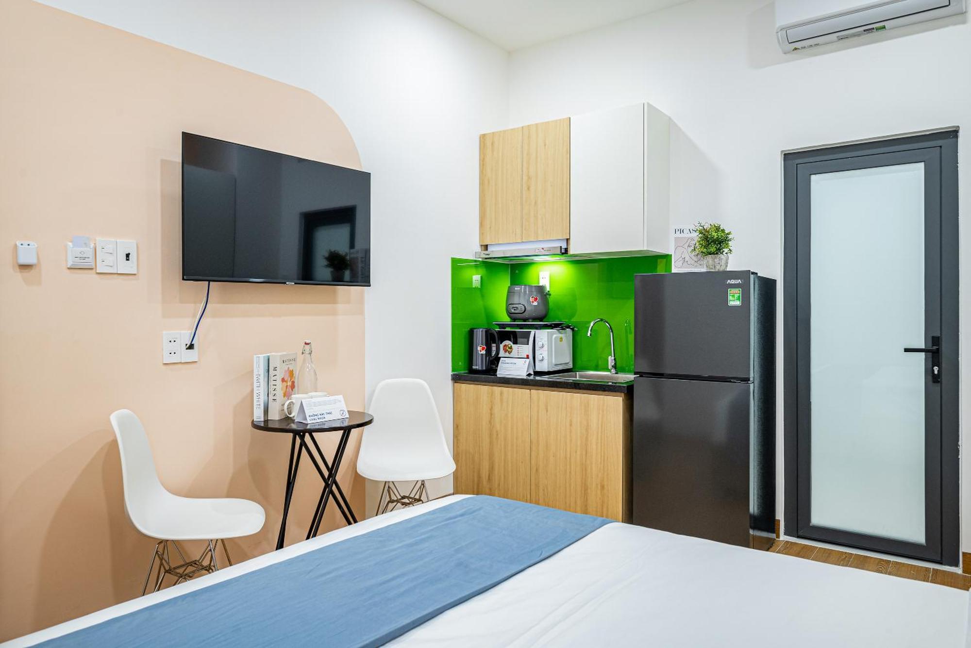 Cozrum Homes - Spring Apartment Ho Chi Minh City