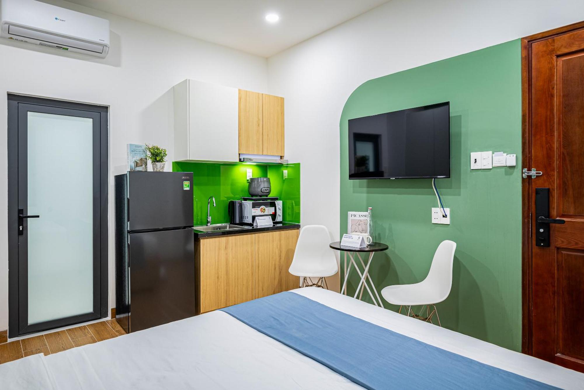 Cozrum Homes - Spring Apartment