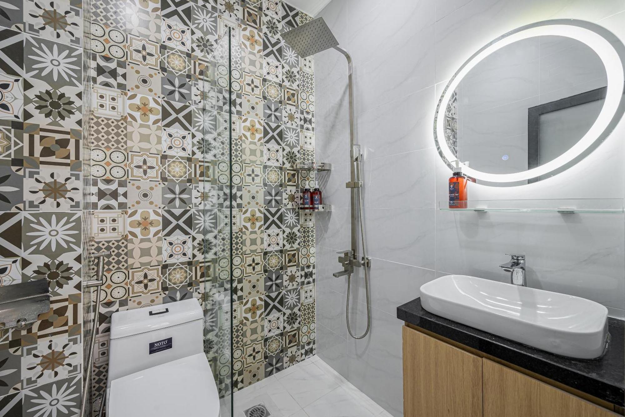 Cozrum Homes - Spring Apartment Ho Chi Minh City