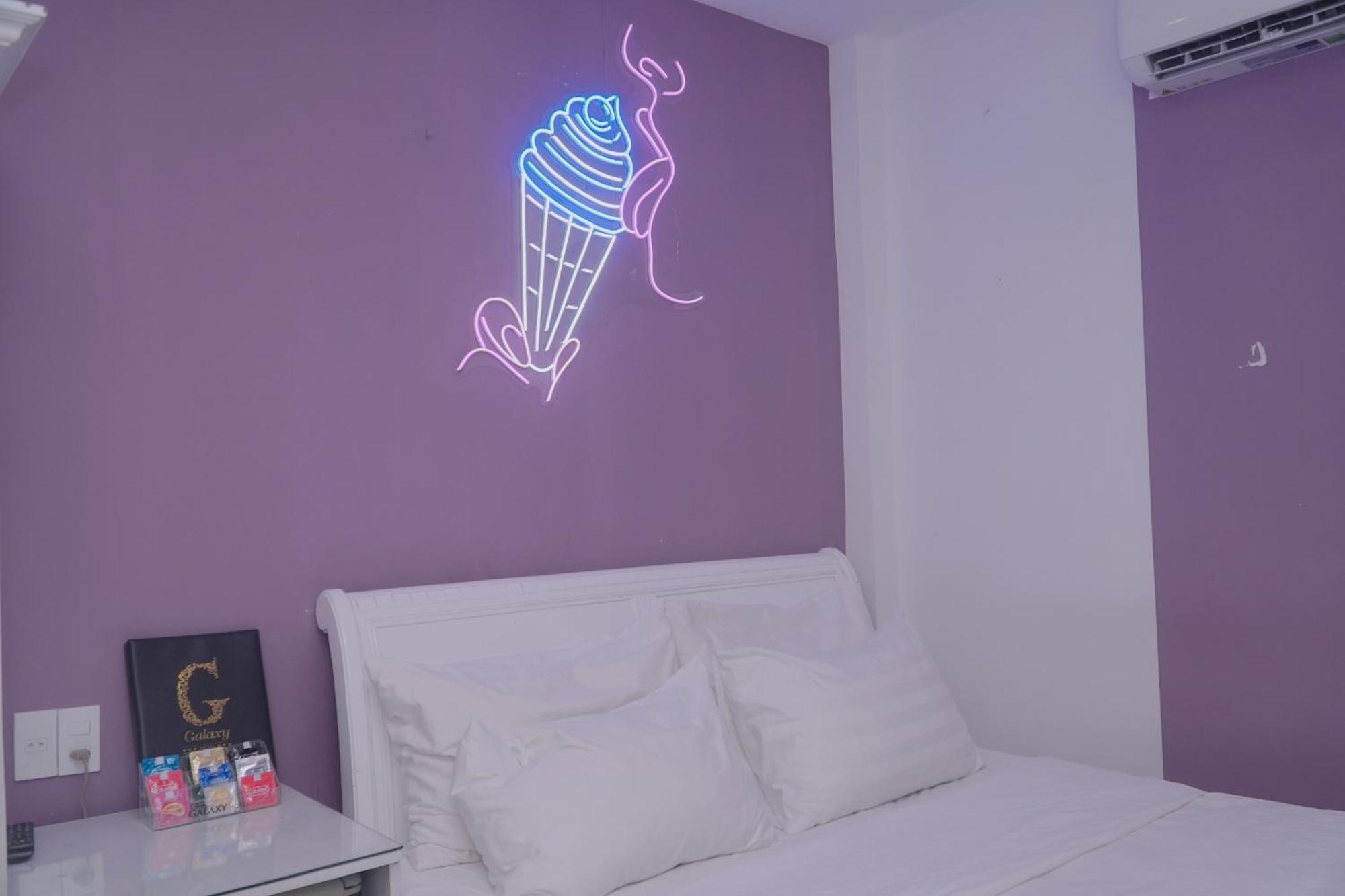 Galaxy Hotel
