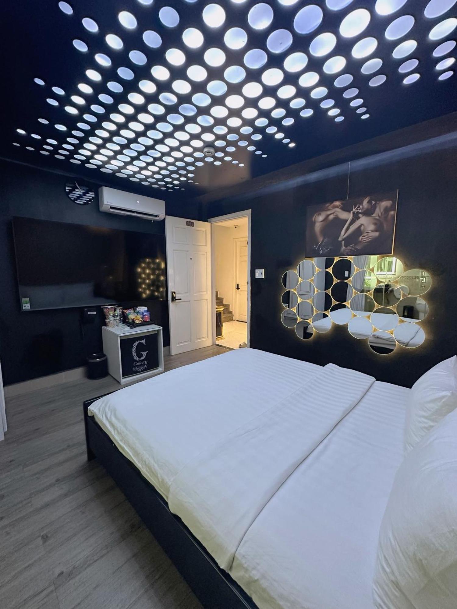 Galaxy 3* Ho Chi Minh City