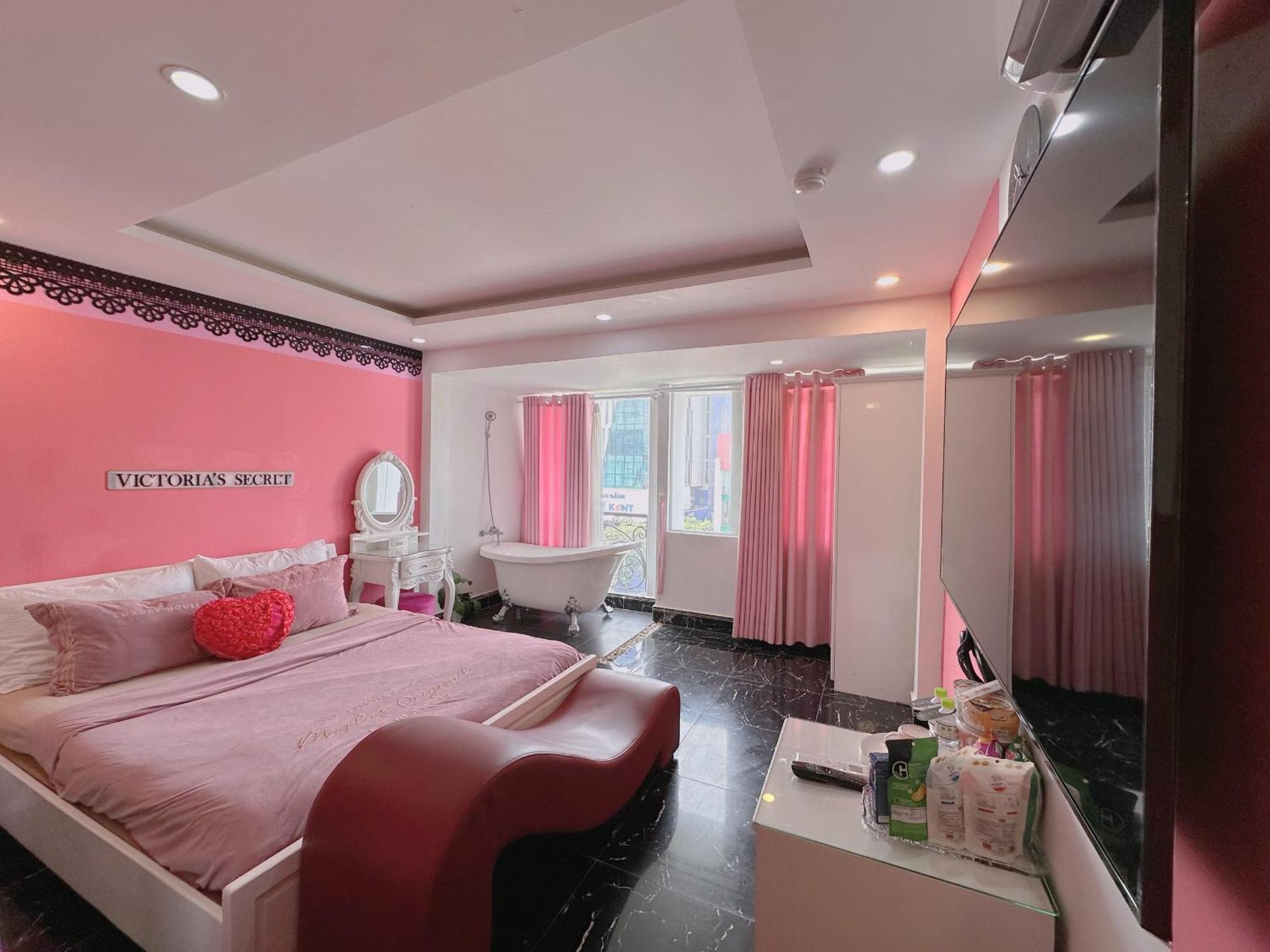 Galaxy Hotel 3*