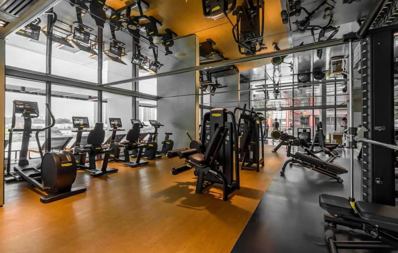Luxury Fully Equipped In Heart Of *