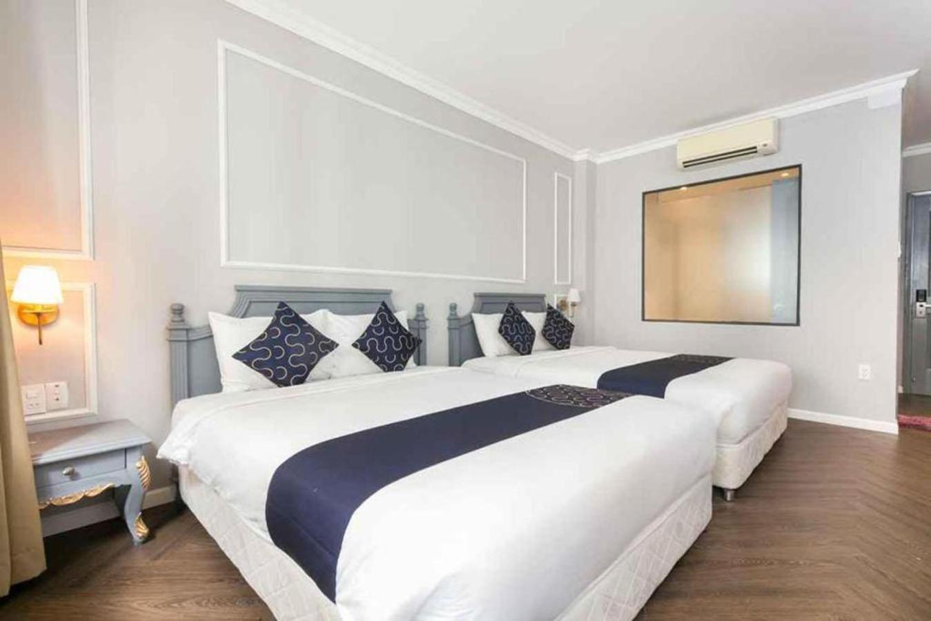 Sabina - Stellar Boutique Ho Chi Minh City