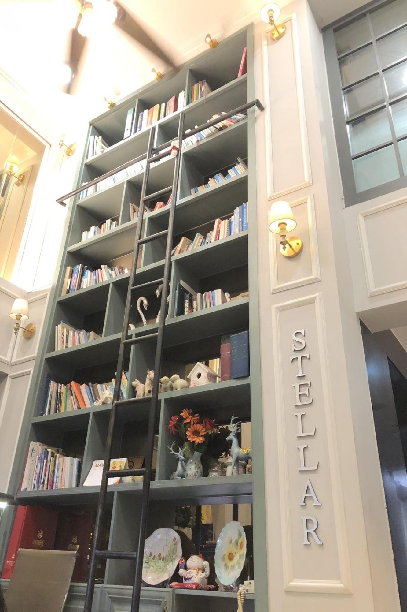 Sabina - Stellar Boutique